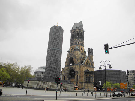 Alte und neue Kaiser-Wilhelm Gedächtniskirche