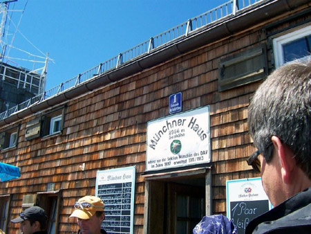 muenchner haus zugspitze