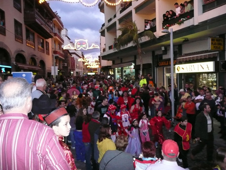 Karnevalsumzug in Puerto de la Cruz