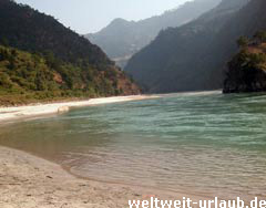 Fluss Tamur Nepal