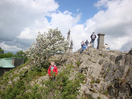 Gipfelkreuz auf der Milseburg, 835 Meter hoch