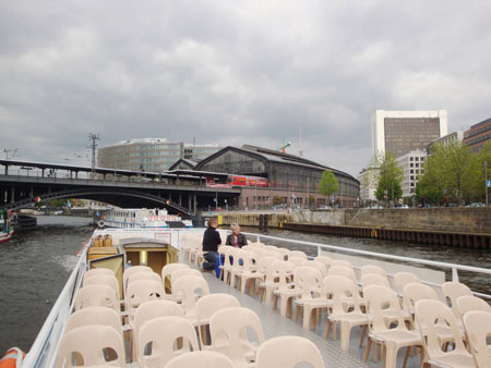 Bahnhof Friedrichstraße von Westen