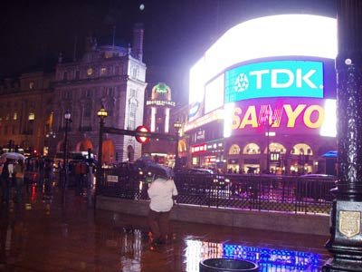 Verbung im Piccadilly Circus