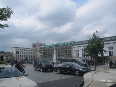 Französische Botschaft und Haus am Pariser Platz