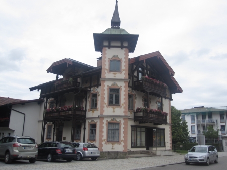 Haupt- und Einkaufsstraße.