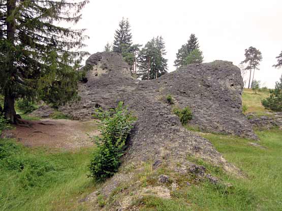 Riesige Felsblöcke