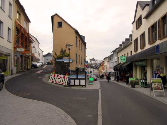 Die obere Einkaufsstraße