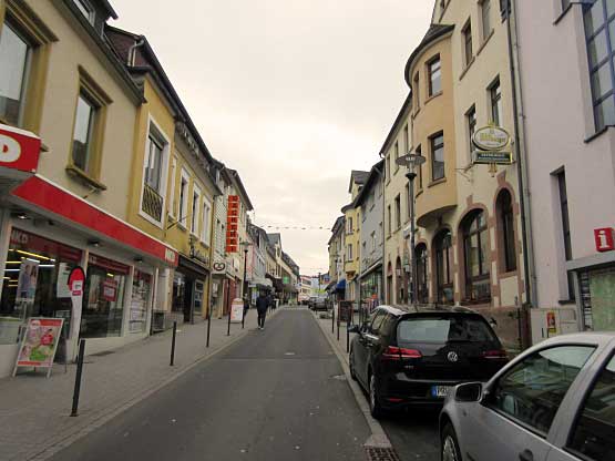 Einkaufsstraße im Zentrum