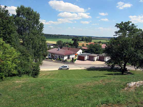 Blick vom Kliff auf einen Teil von Heldenfingen