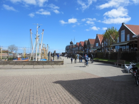 Hafen von Neuharlingersiel