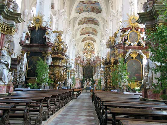 Im Innern der Klosterkirche St. Marien