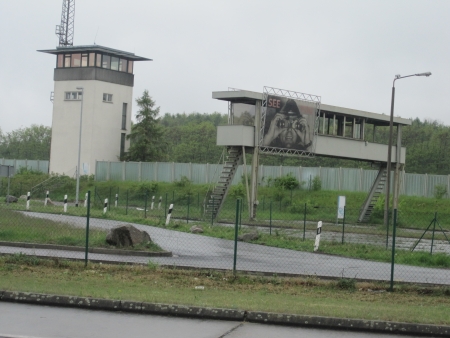 border="1"Kommandoturm