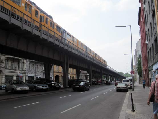 Die verkehrsreiche Gitschiner Straße