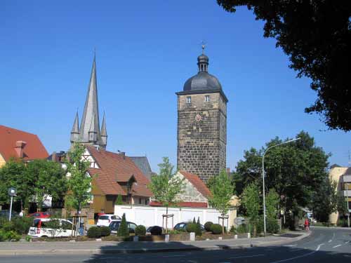 Lichtenfels: Oberer Torturm und Pfarrkirche