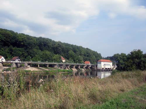 Gesamtansicht der Stauanlage