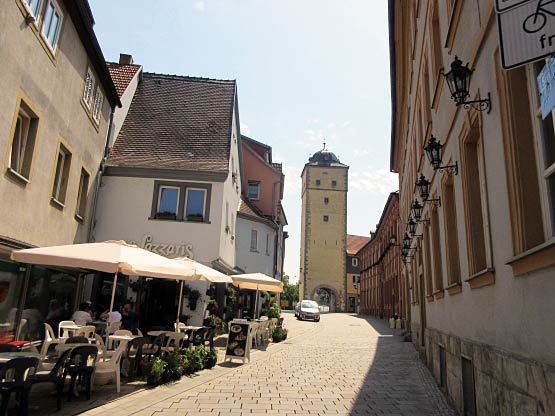 Oberer Stadtturm, Hauptstraße