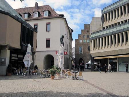 Platz vor Rathaus