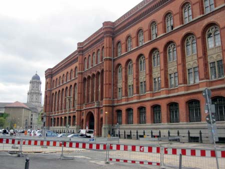 border="1"Rathaus Berlin