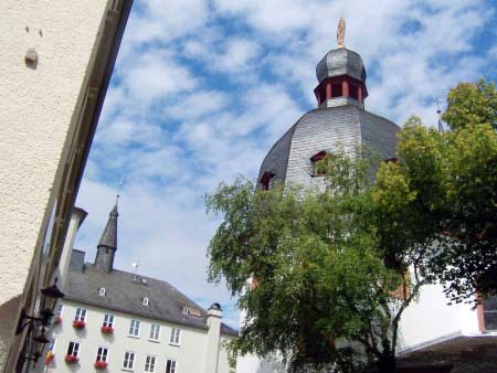 Rathaus-Kirche Bitburg