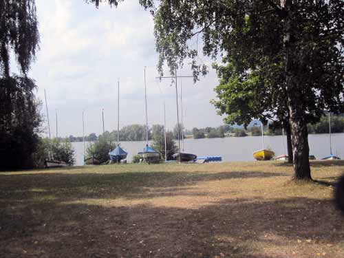 Segelhafen und Schwimmbad am Reundorfer See 