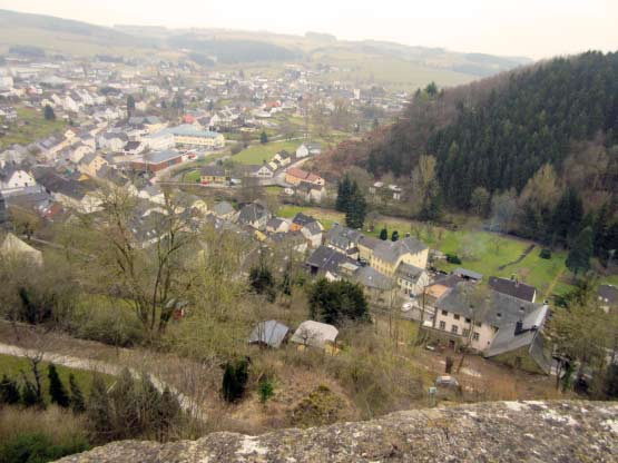 Schönecken im Tal der Nims