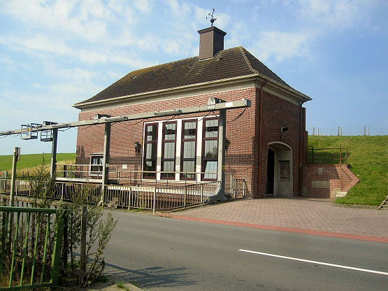 Schöpfwerk Nüttermoor an der Ems