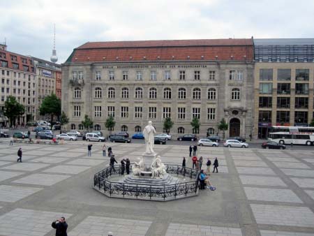 Treppe Schillerdenkmal