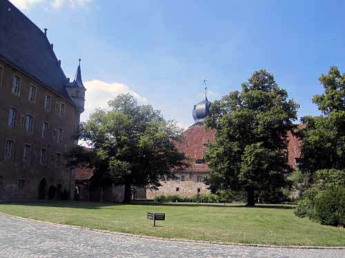 Burg-Innenpark