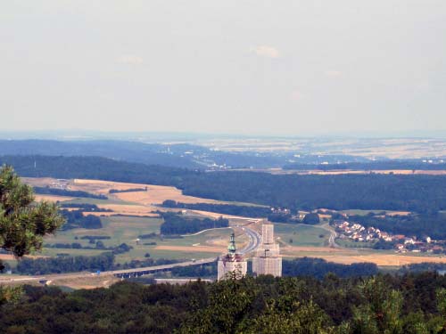 Vierzehnheiligen und Autobahn