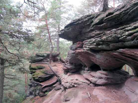 Weg durch den Rosskegelfelsen