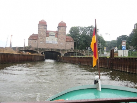 Weser Schachtschleuse